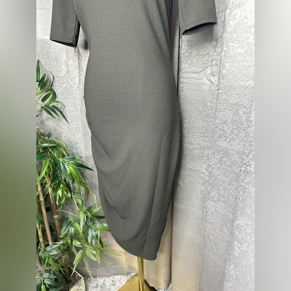 Zara Women’s Mock Neck Ribbed Side Ruching Midi Dress in Olive Sz S - Picture 5 of 11